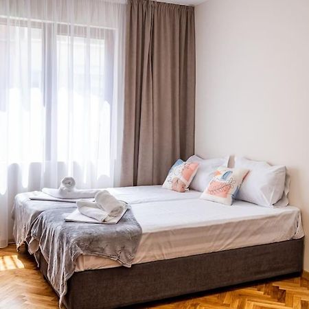 Varna Central 2Bdrm Apartment Εξωτερικό φωτογραφία