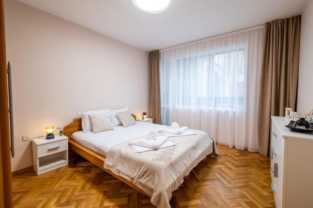 Varna Central 2Bdrm Apartment Εξωτερικό φωτογραφία