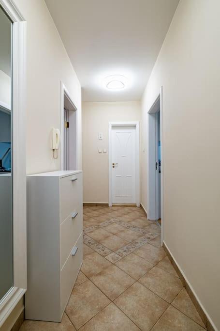 Varna Central 2Bdrm Apartment Εξωτερικό φωτογραφία