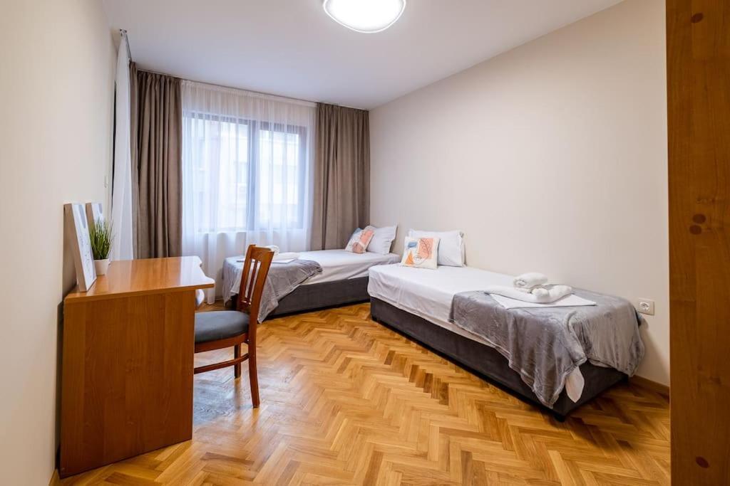 Varna Central 2Bdrm Apartment Εξωτερικό φωτογραφία